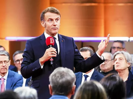 Emmanuel Macron a-t-il déserté la France ? [Infographies]